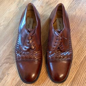 Vintage Mezlan Cap Toe Woven Leather Oxford’s (Valencia)